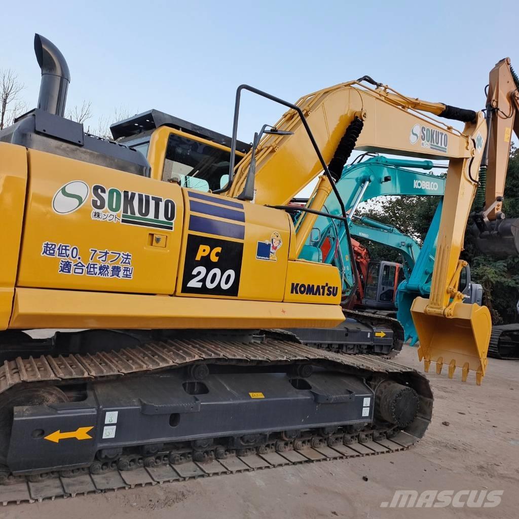 Komatsu PC 200-8 Pásová rýpadla