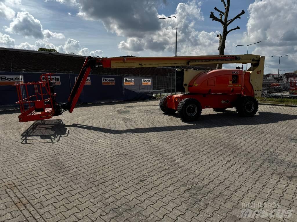 JLG 800AJ Kloubové plošiny