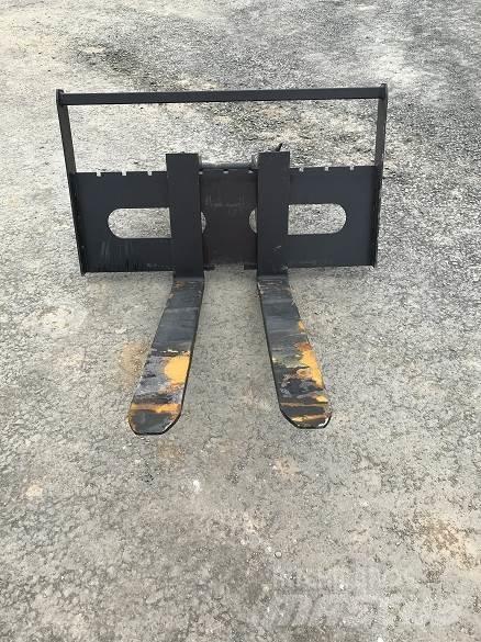  13T PALLET FORK Stavebnictví - ostatní