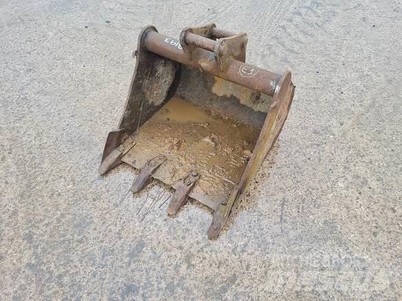 2' BUCKET, 35mm PINS Lopaty
