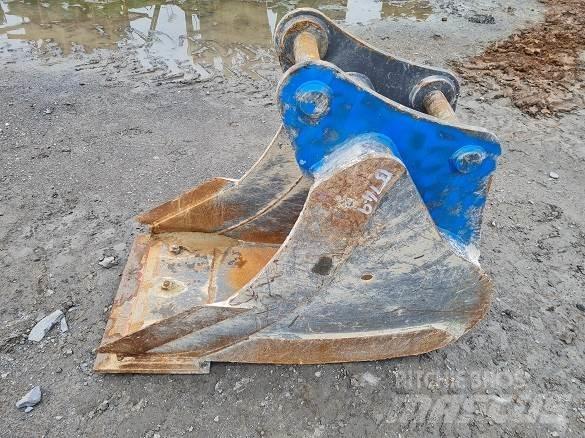  2' BUCKET, 60mm PINS Lopaty