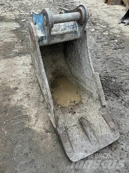 2' BUCKET, 65mm PINS Lopaty