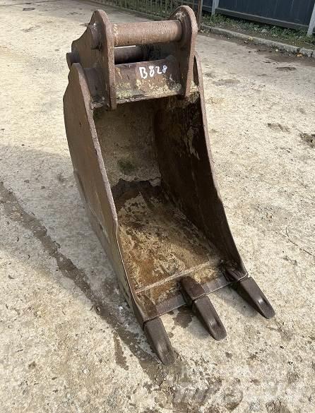  2' BUCKET, 80mm PINS Lopaty