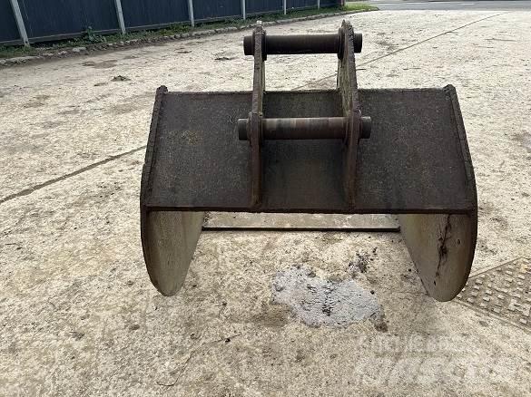  4' BUCKET, 80mm PINS Lopaty
