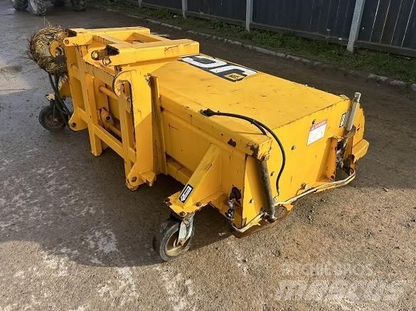 JCB SWEEPER SC240 Stavebnictví - ostatní