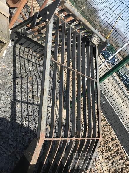  SAFTEY ROLL CAGE Stavebnictví - ostatní