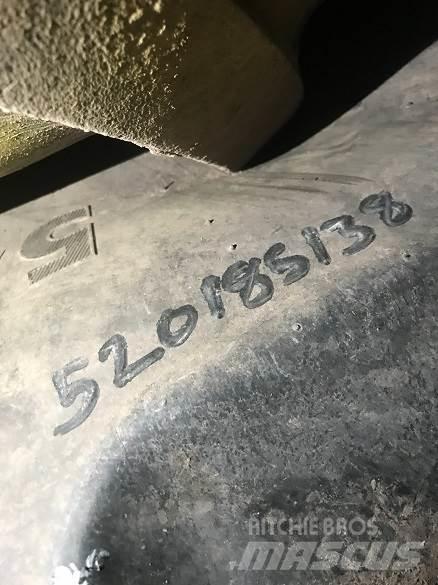 TYRES Pneumatiky, kola a ráfky