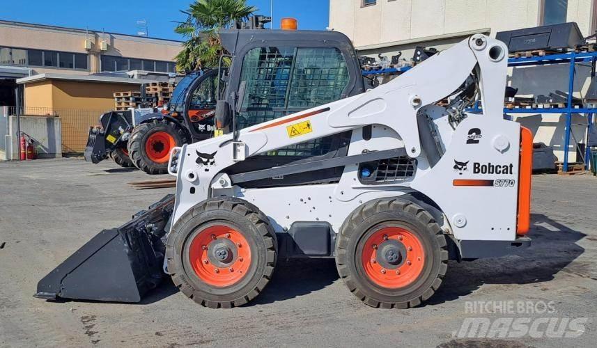 Bobcat S770HF Smykem řízené nakladače