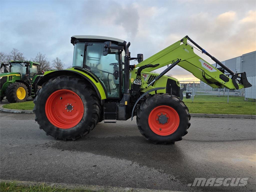CLAAS Arion 440 Traktory