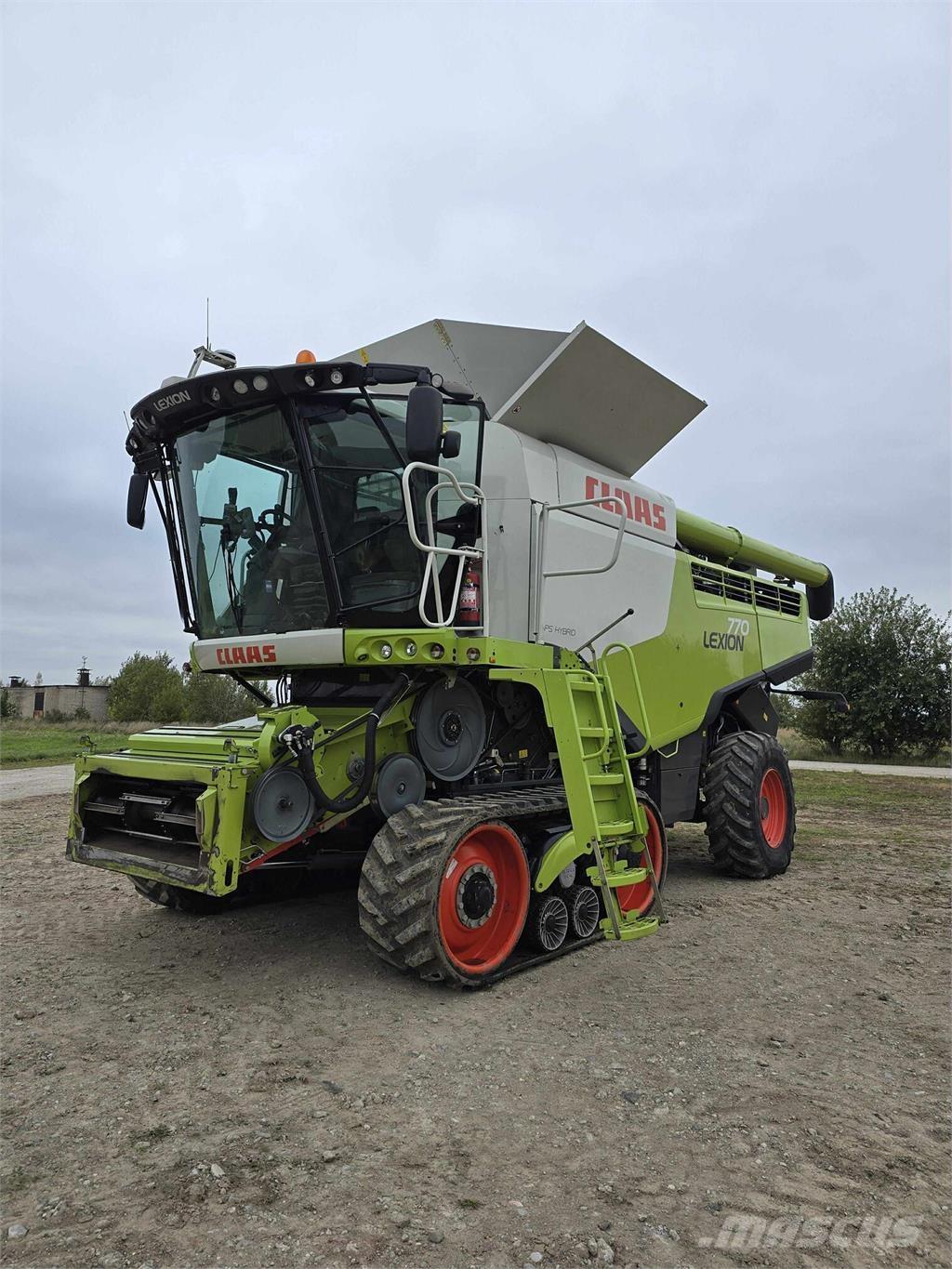 CLAAS Lexion 770TT Sklízecí mlátičky