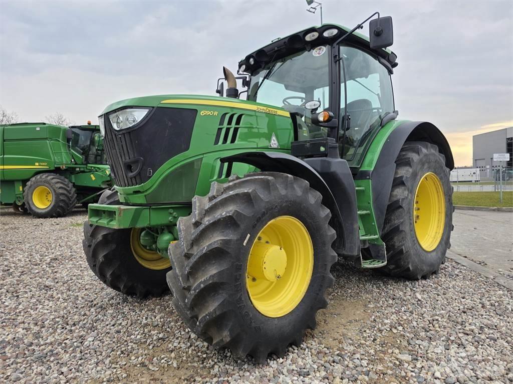 John Deere 6190R Traktory