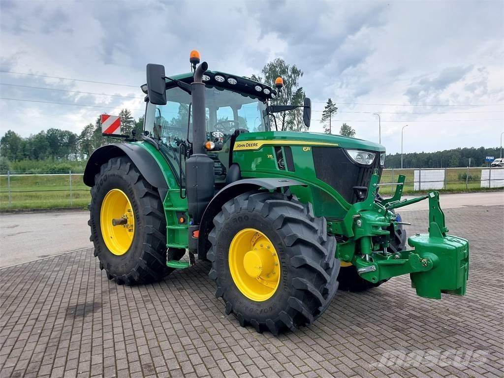John Deere 6R 215 Traktory
