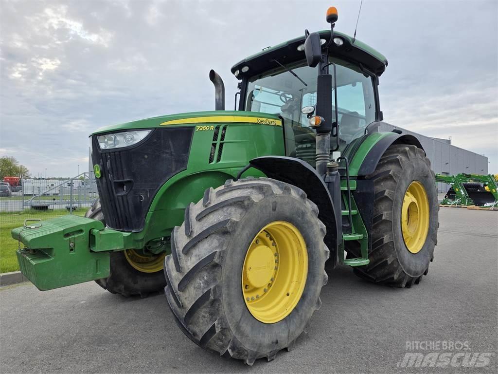 John Deere 7260R Traktory