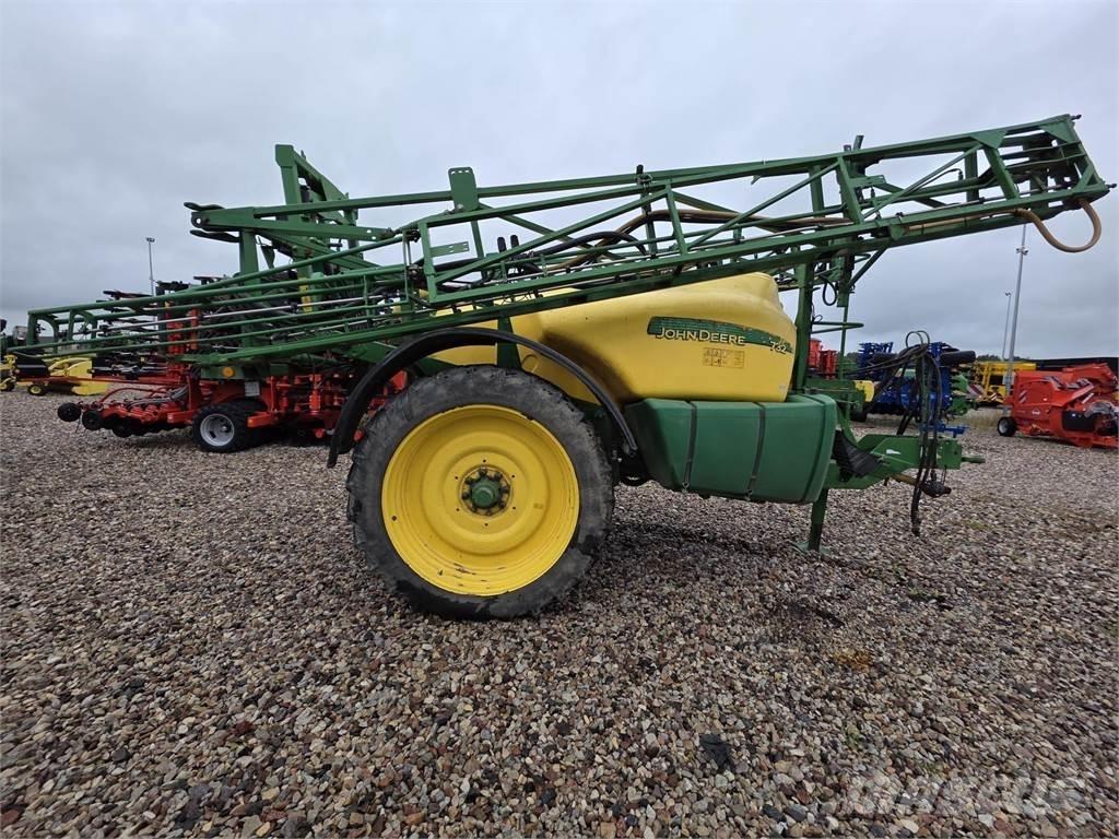 John Deere 732 Vinařské postřikovače