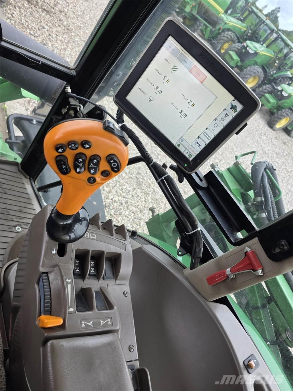 John Deere R4040i Tažené postřikovače