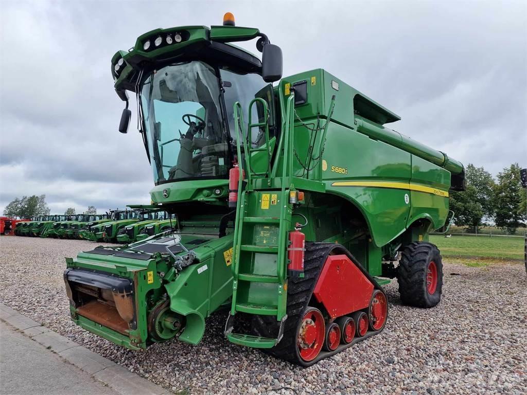 John Deere S680 Sklízecí mlátičky