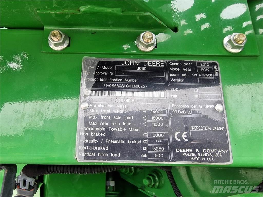 John Deere S680 Sklízecí mlátičky
