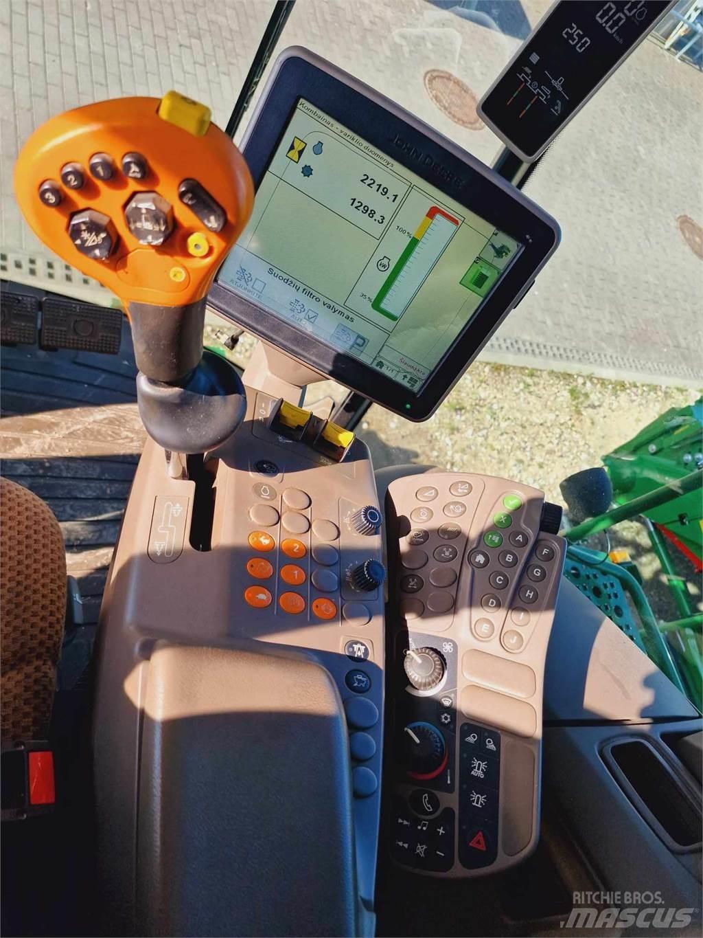 John Deere T660 Sklízecí mlátičky
