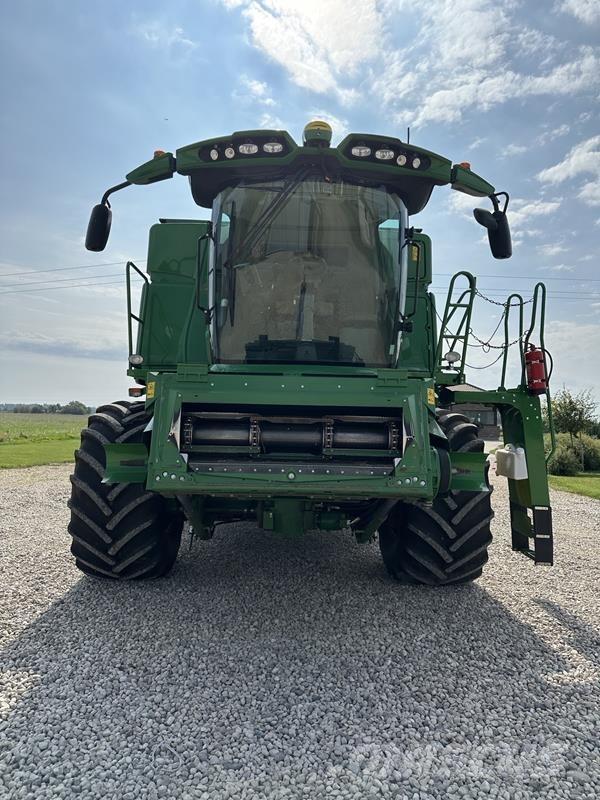 John Deere T670 Sklízecí mlátičky