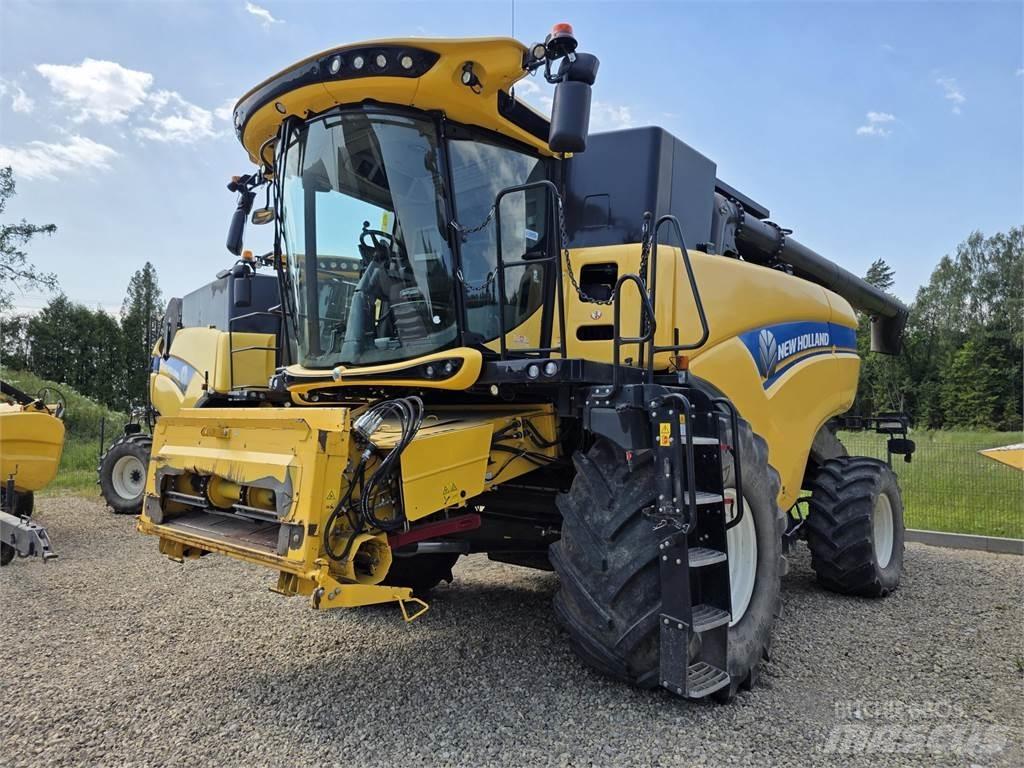 New Holland CX8.80 Sklízecí mlátičky