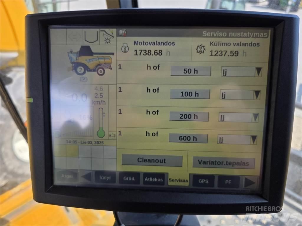 New Holland CX8.85 Sklízecí mlátičky