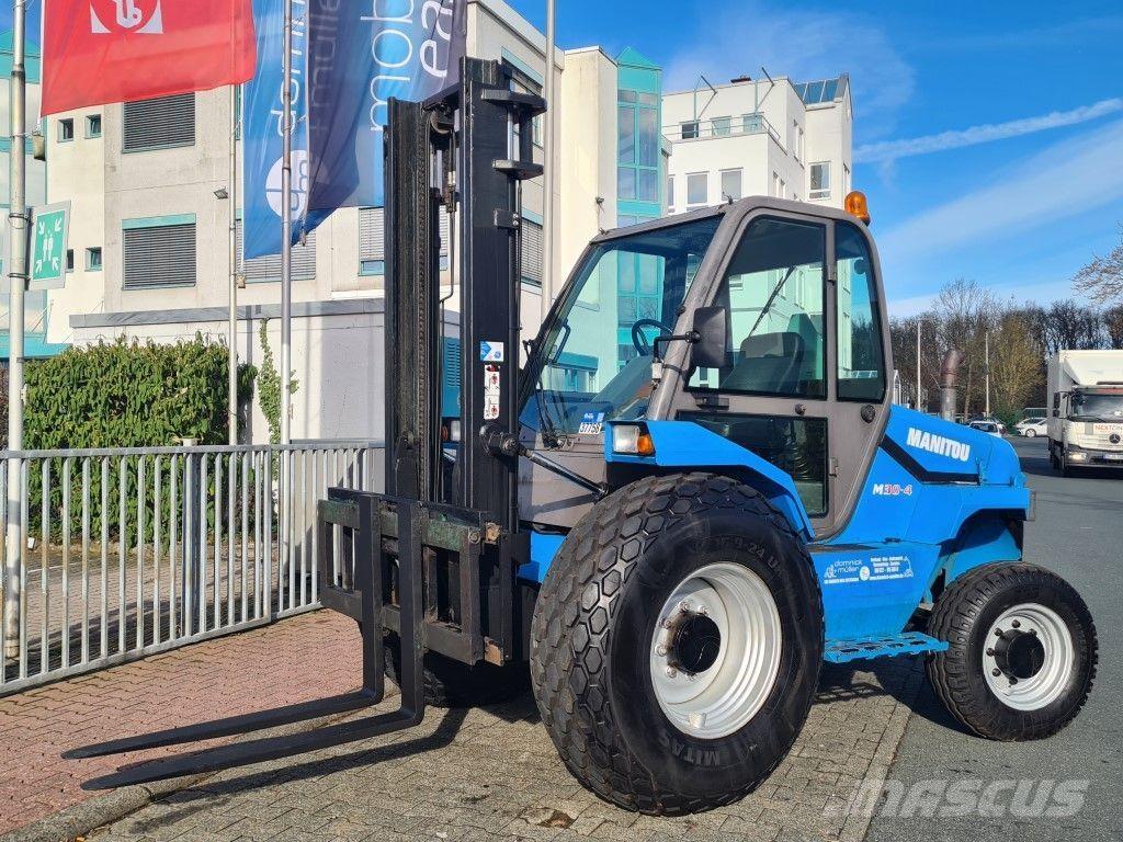 Manitou M 30.4 Terénní vysokozdvižné vozíky