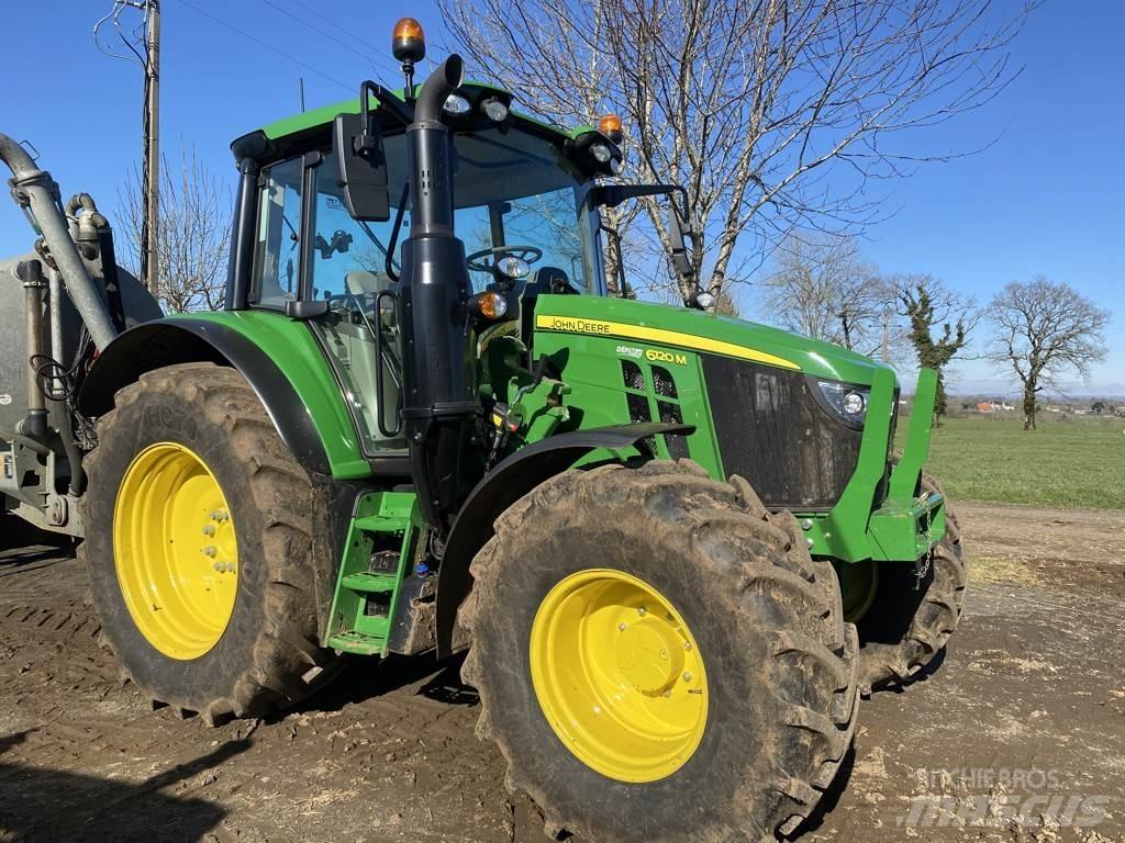 John Deere 6120M Traktory