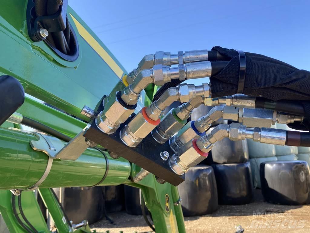 John Deere 6120M Traktory