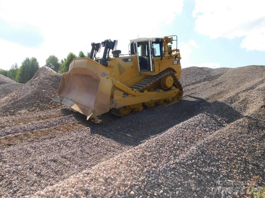 CAT D 8 T Pásové dozery