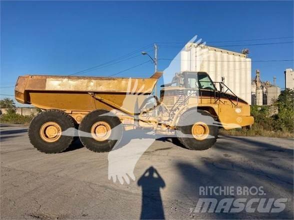 CAT 740 Kloubové dempry