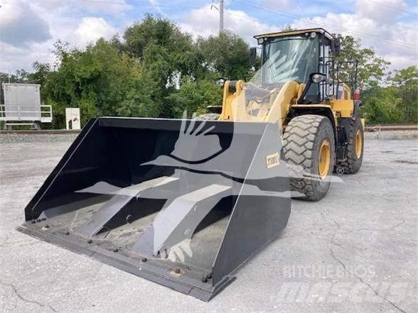 CAT 950M Kolové nakladače