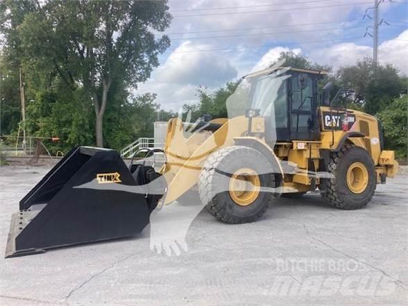 CAT 950M Kolové nakladače