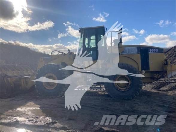 CAT 966G Kolové nakladače