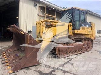 CAT 973C Pásové nakladače