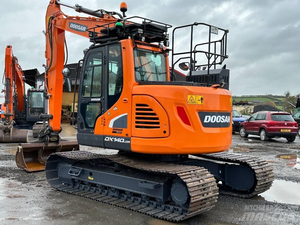 Doosan DX 140 LCR Pásová rýpadla