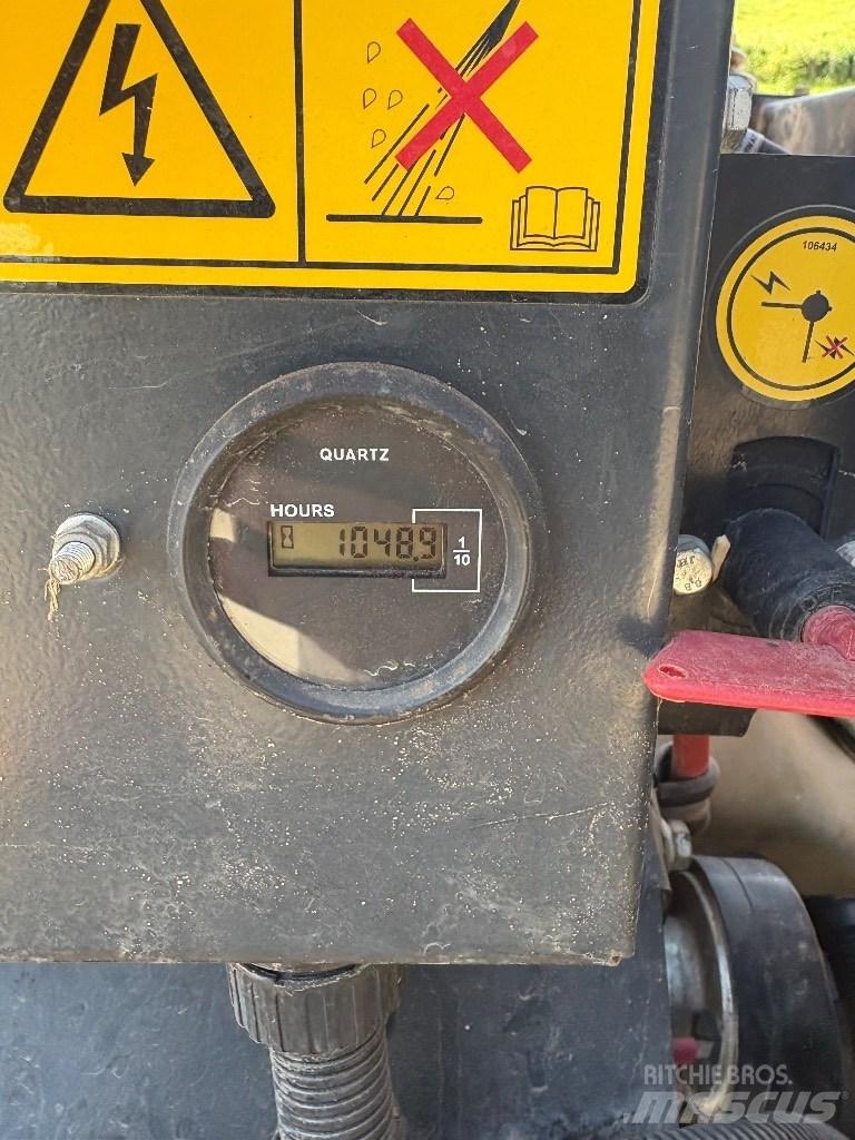 Thwaites MACH 570 Vyklápěcí dempry