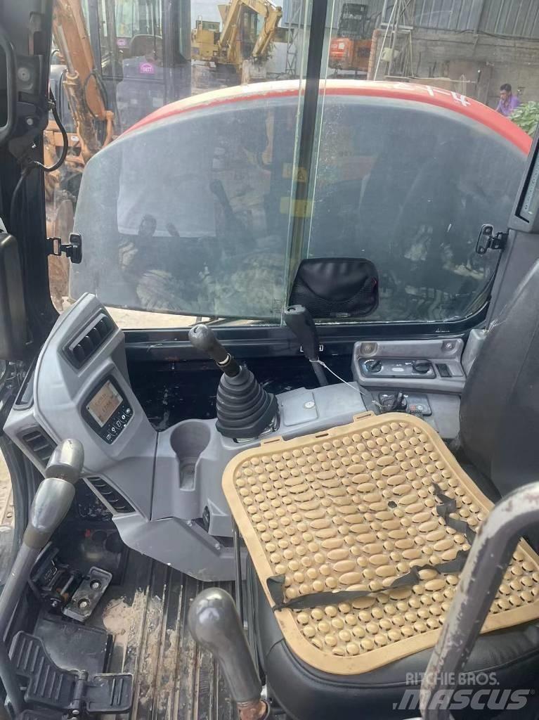 Kubota KX163 Pásová rýpadla