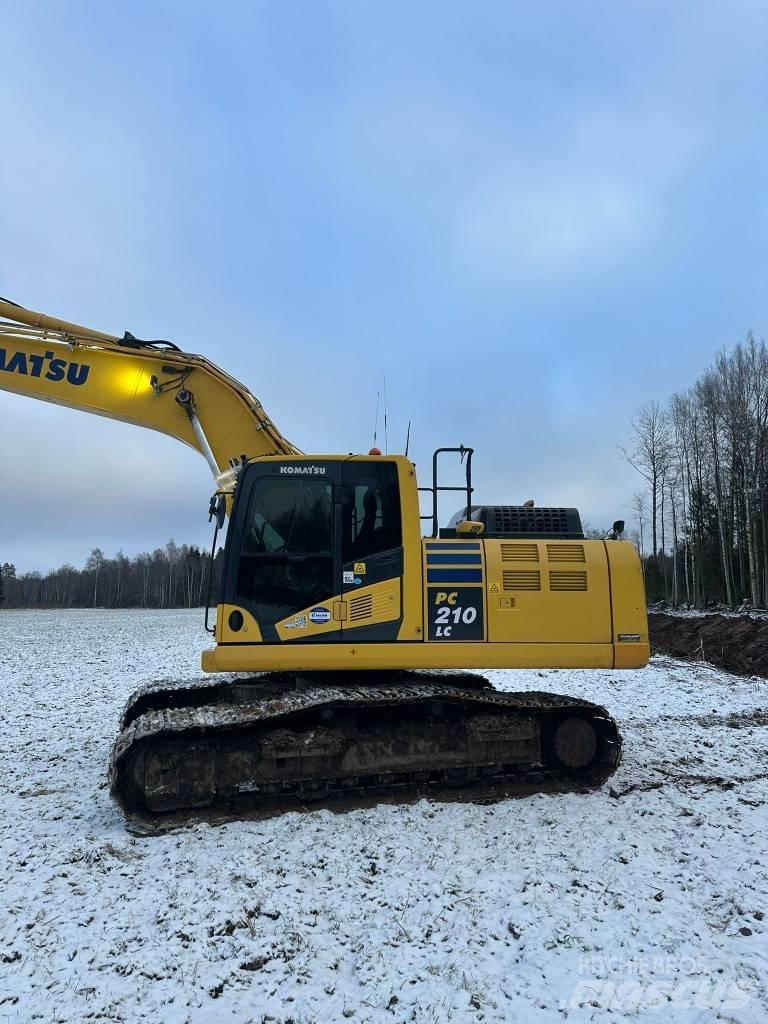 Komatsu PC210LC-11 Pásová rýpadla