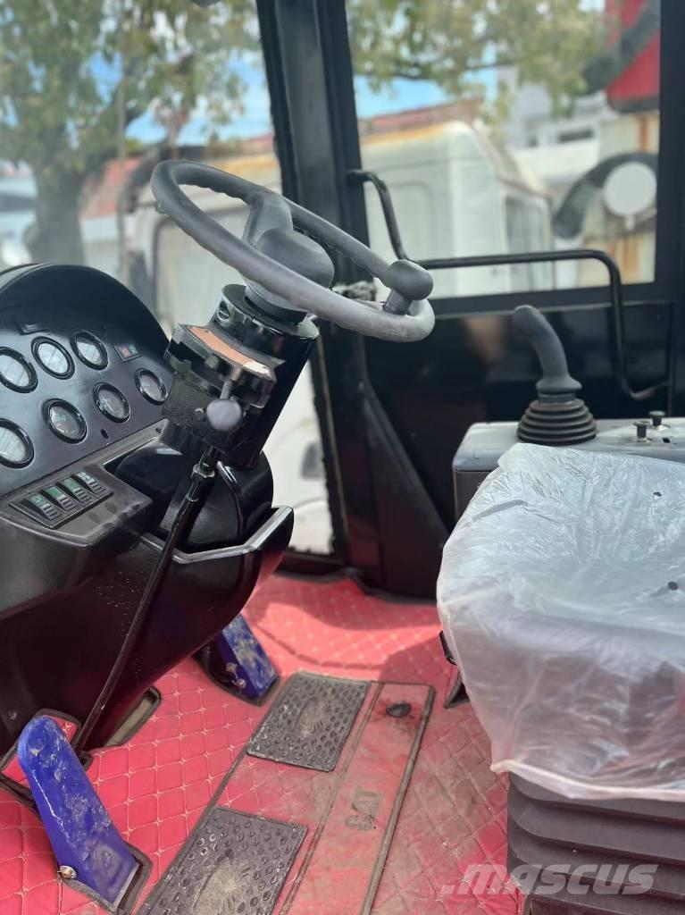 CAT 966 H Kolové nakladače