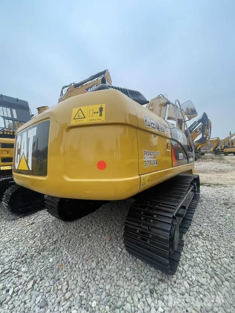 CAT 329D2L Pásová rýpadla
