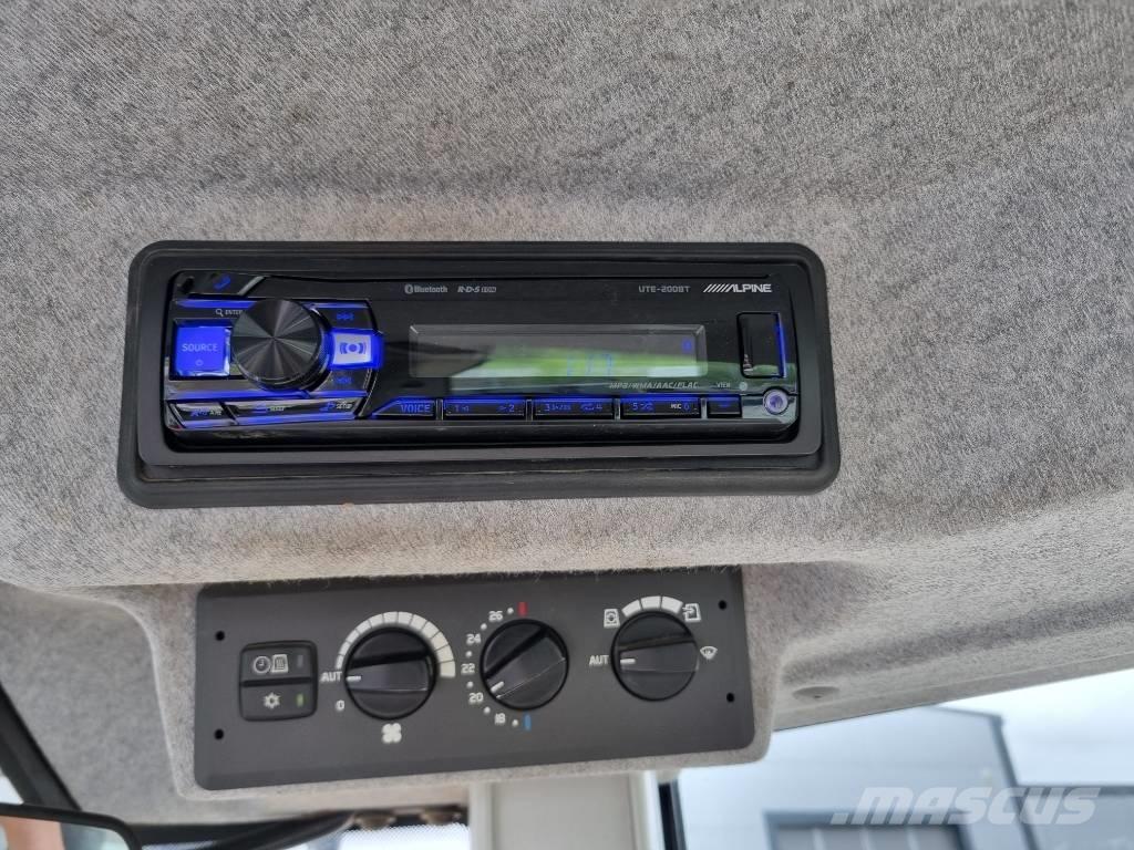 Volvo L 90 F Kolové nakladače