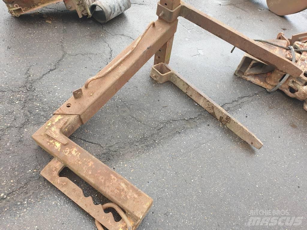  Frame with forks Vidlice