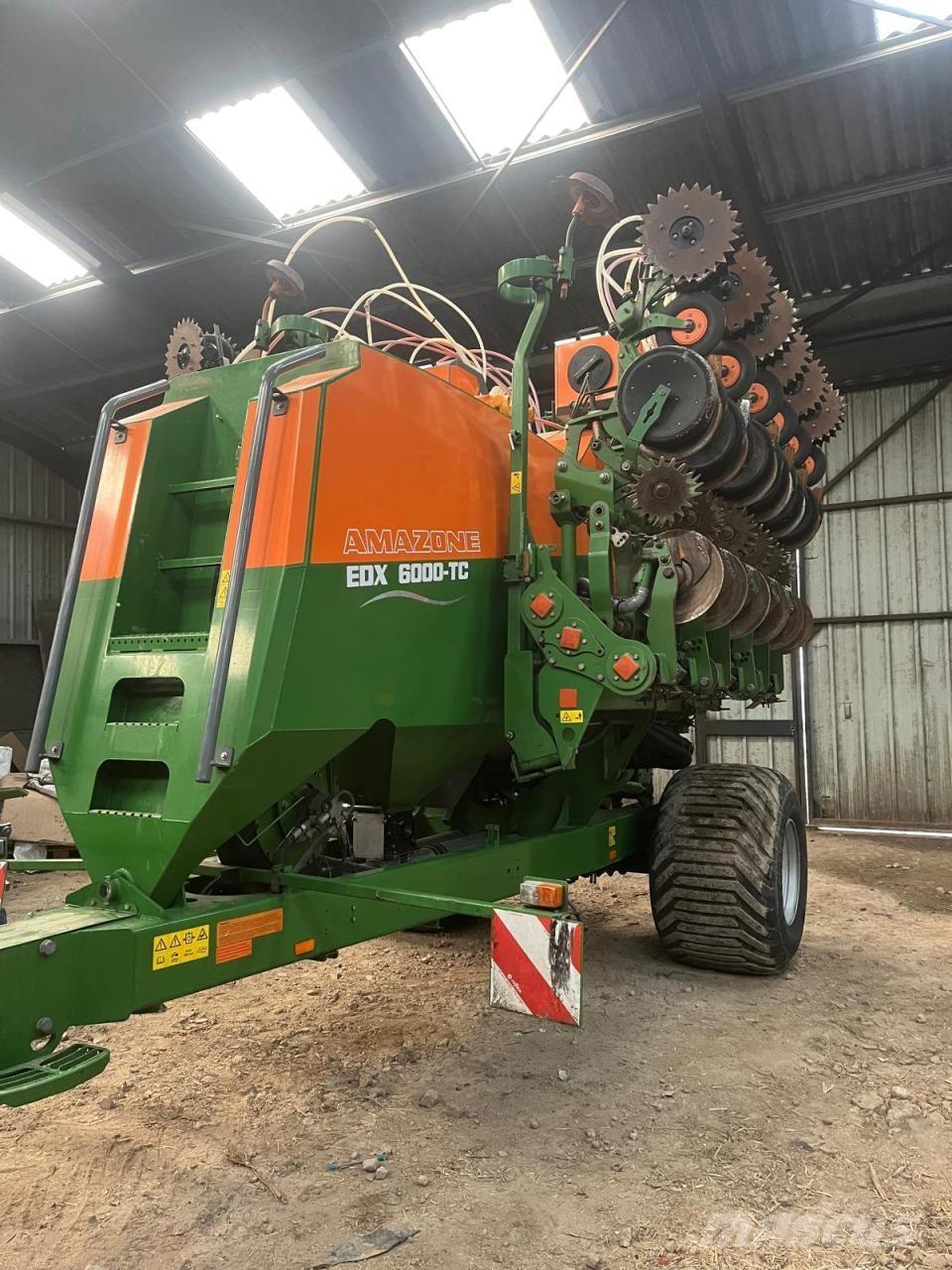 Amazone EDX6000 TC Přesné secí stroje