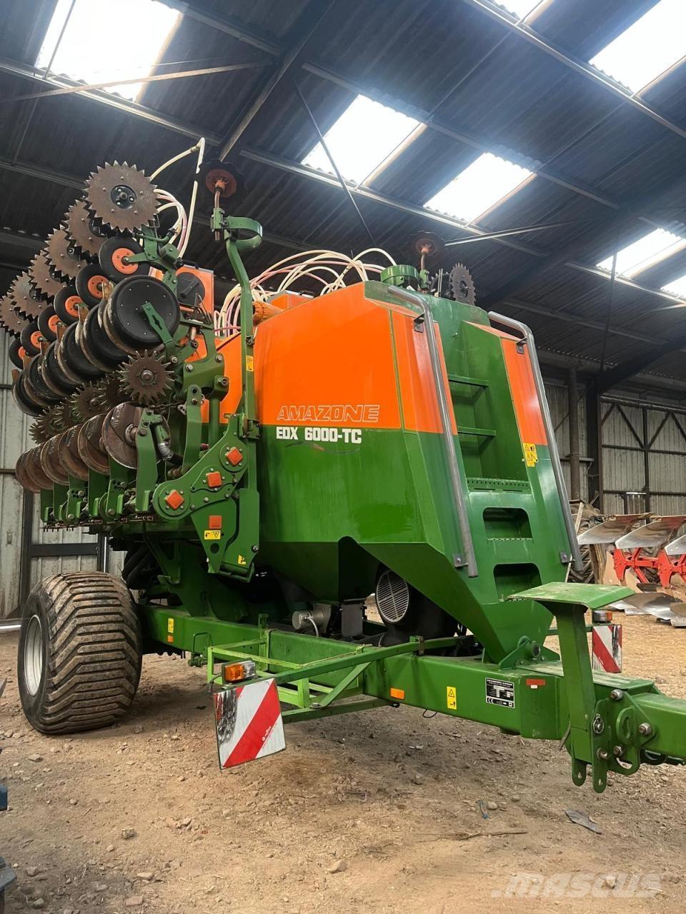 Amazone EDX6000 TC Přesné secí stroje