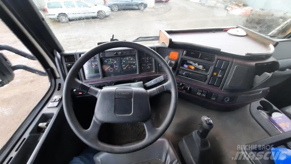 Volvo FM 10 Nákladní vozy na přepravu automobilů