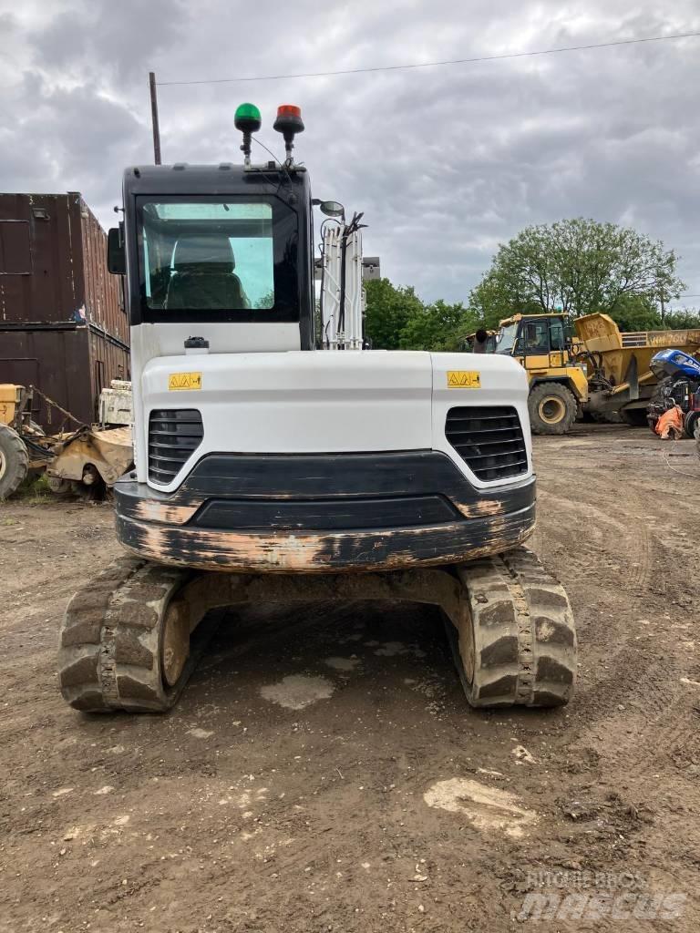 Bobcat E 85 Midi rýpadla 7t - 12t
