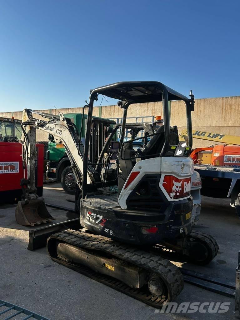 Bobcat E 27z Mini rýpadla < 7t
