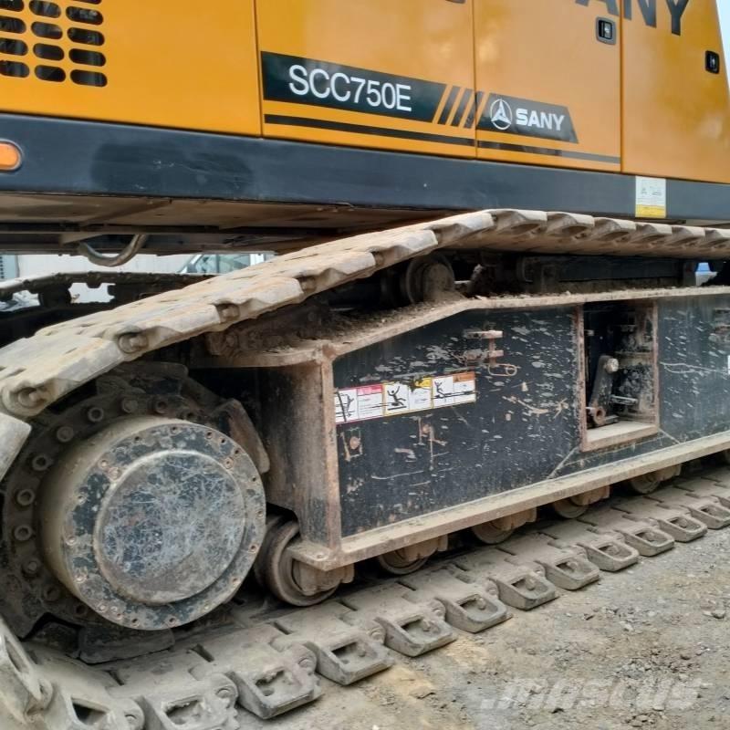 Sany SCC 750 E Pásové jeřáby