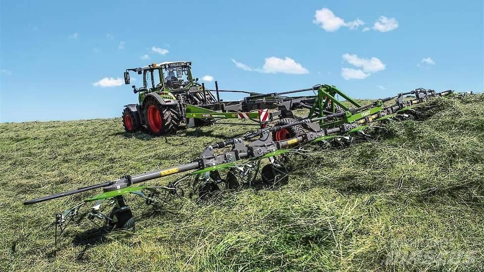 Fendt Lotus 1020T Obraceče a shrabovače sena