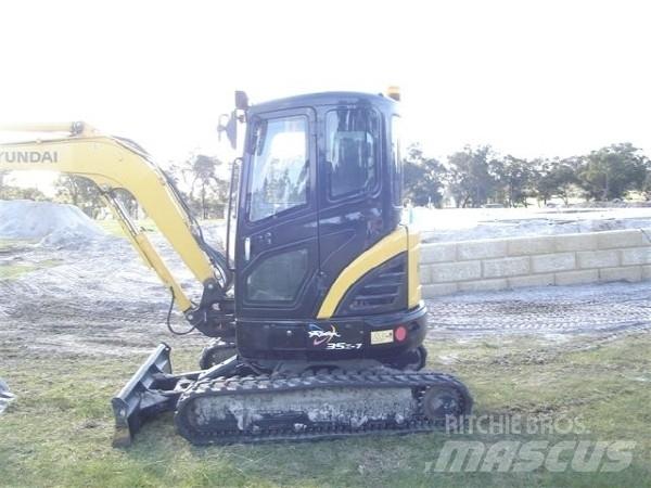 Hyundai R35Z-7 Mini rýpadla < 7t